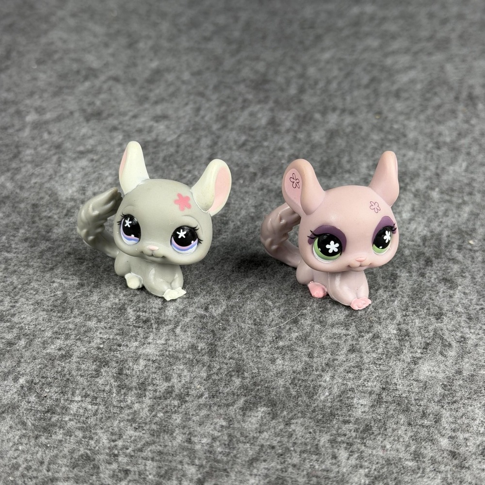 Hasbro Littlest Pet Shop 495 630 Chinchilla Figures Lot 2 Gray Pink 2007 LPS